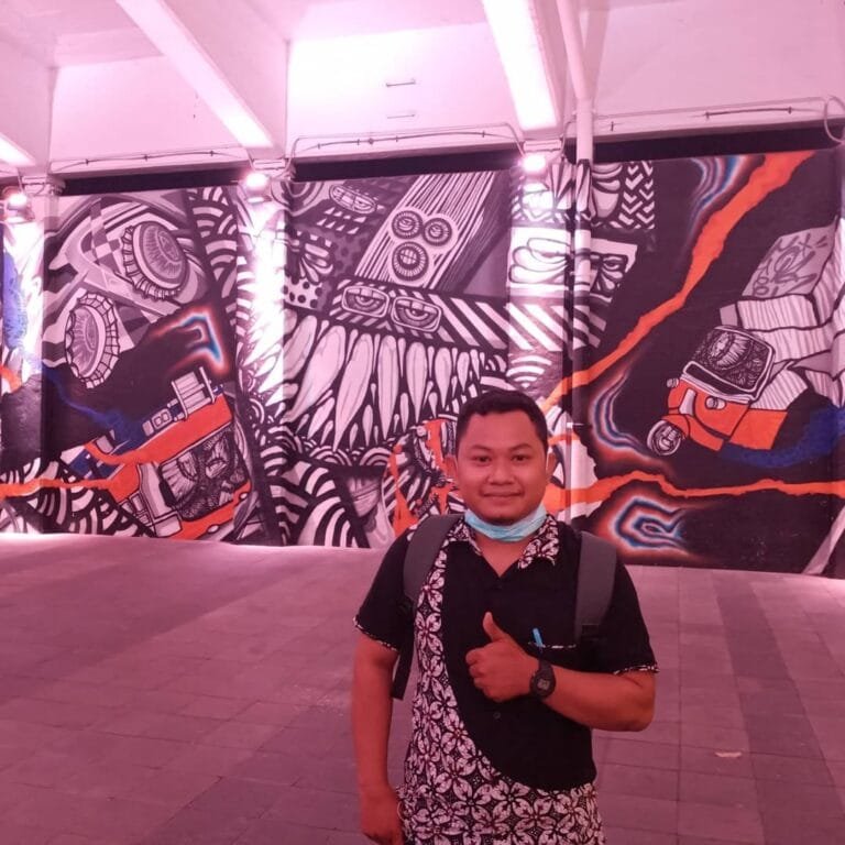 Perjalanan Inspiratif Pro Marzuki: Dari Kuli Bangunan Hingga Manajer Sukses