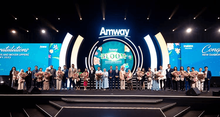 Membangun Bisnis Amway = Membangun Nilai Diri Kita dan Prommunity