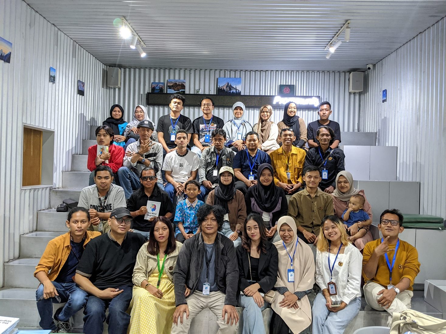 Founder community group in a Prommunity session